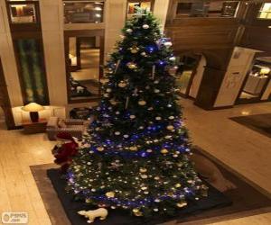 Rompicapo di Albero di Natale decorato con ornamenti scintillanti