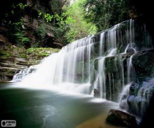 Rompicapo di Alveo da Rupit, Catalogna, Spagna