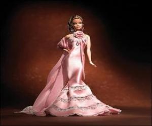 Rompicapo di Barbie con il vestito da fantasia per festa