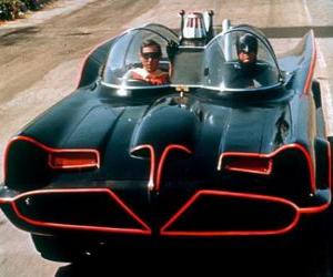 Rompicapo di Batman e Robin nel suo Batmobile