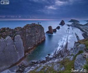 Rompicapo di Costa Quebrada, Cantabria, Spagna