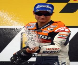 Rompicapo di Dani Pedrosa nel pódium