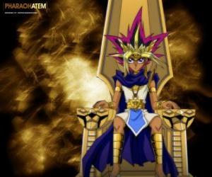 Rompicapo di Faraone Atem, conosciuto come Yami, è lo spirito di un antico faraone e l'alter-ego de Yugi