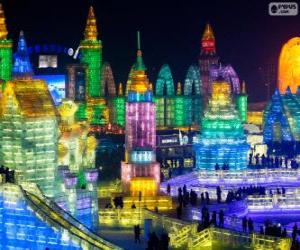 Rompicapo di Festival delle sculture di ghiaccio e neve di Harbin, Cina