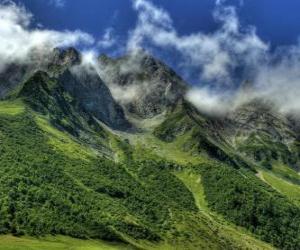 Rompicapo di Il Colle des Aravis è un passo di montagna nelle Alpi francesi