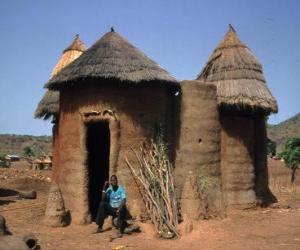 Rompicapo di Koutammakou - Land of the Batammariba la cui torre case costruite di Adobe (takienta) sono diventati un simbolo del paese. Togo