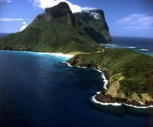 Rompicapo di Lord Howe Islands, questo arcipelago è un esempio di generare una serie di isole oceaniche isolate da attività vulcanica sottomarina. Australia.