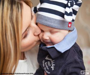 Rompicapo di Madre che bacia il suo bambino