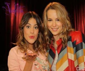 Rompicapo di Martina Stoessel e Bridgit Mendler