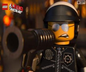 Rompicapo di Poliduro, Bad Cop, Lego il Film