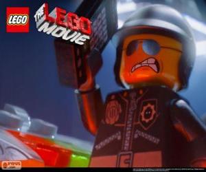 Rompicapo di Poliduro, il poliziotto cattivo, l'ufficiale di polizia del film Lego