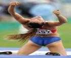 Yelena Isinbayeva celebrando un buon salto