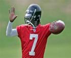 Michael Vick in azione, pronto a cercare un passaggio