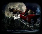 Santa Claus nella sua magica slitta trainata da renne volanti nella notte di Natale