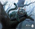 Il gatto del Cheshire o Lo Stregatto appoggiato su un ramo di un albero
