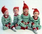 Bambini vestiti per Natale