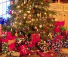 I regali sotto l'albero di Natale