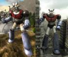 Mazinga Z, in due immagini in campo e l'altro in città