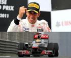 Lewis Hamilton festeggia la sua vittoria nel Gran Premio di Cina (2011)