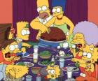 La famiglia Simpson il giorno del Ringraziamento in cui le famiglie si riuniscono per mangiare