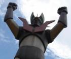 Una statua di Mazinga Z