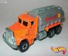Camion cisterna di carburante arancione Hot Wheels
