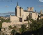 L'Alcazar de Segovia del XII secolo è uno dei castelli medievali più caratteristici al mondo e uno dei monumenti più visitati1 in Spagna