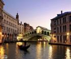 Il ponte di Rialto, Venezia, Italia