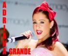 Ariana Grande, è un cantante americanA