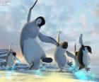 Pinguini ballando in film di Happy Feet 