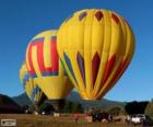 Tre palloncini pronti a volare