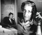 Hannah Arendt, filosofa tedesco e nazionalizzato americano origine ebraiche
