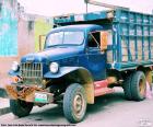 Camion antico del marchio Fargo anno 1947 