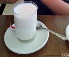 Bicchiere latte bianco