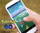 Mobile con il app Pokémon GO