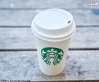 Un bicchiere di Starbucks, per bere caffè, tè o qualsiasi bevanda