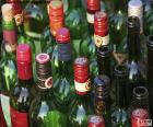 Bottiglie di vino vuote