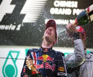 Rompicapo di Sebastian Vettel nel pódium