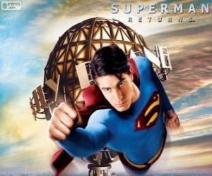 Rompicapo di Superman, il supereroe volando