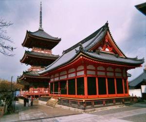 Rompicapo di Tempiogiapponese in Kiyomizu-dera, nella città antica di Kyoto, Giappone