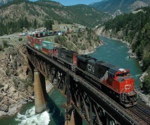 Rompicapo di Treno merci passando sopra un ponte