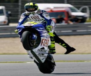 Rompicapo di Valentino Rossi alza rotella