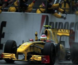 Rompicapo di Vitaly Petrov - Renault - Shanghai 2010