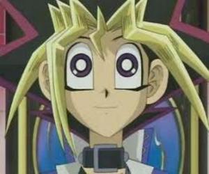 Rompicapo di Yugi Moto o Yugi Muto è il ragazzo protagonista delle prime avventure di Yu-Gi-Oh!